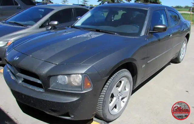 2010 DODGE Charger LX