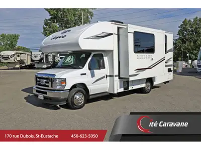 Jayco Redhawk 22A 1 extension classe C. le Jayco redhawk est doté d'une fenêtre panoramique intégrée...