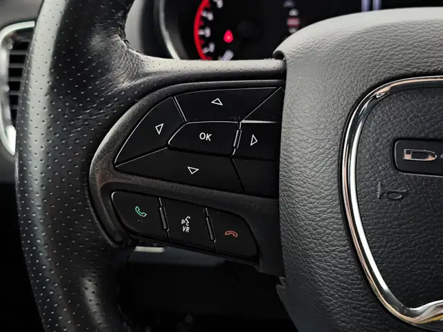 2018 Dodge Durango SXT AWD5610976337474560028