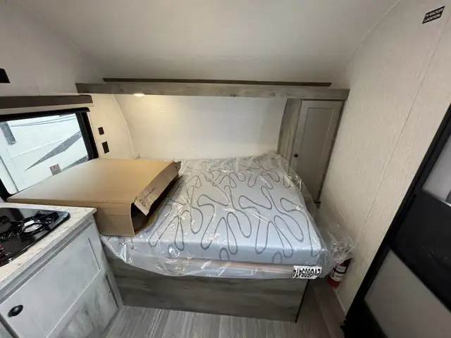 2026 ,Sun Lite,Sunset Park RV 13BD LTD in Travel Trailers & Campers in Kamloops - Image 7