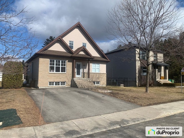 $579,000 - 1 1/2 Storey for sale in St-Jérôme (St-Antoine) — photo 2