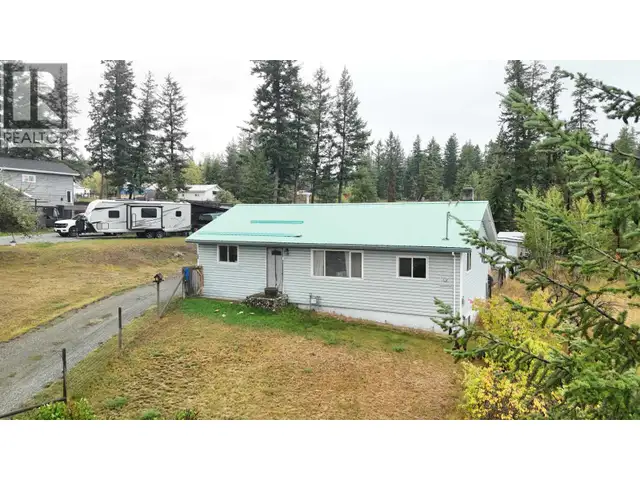915 DOG CREEK ROAD Williams Lake, British Columbia in Houses for Sale in Williams Lake - Image 3