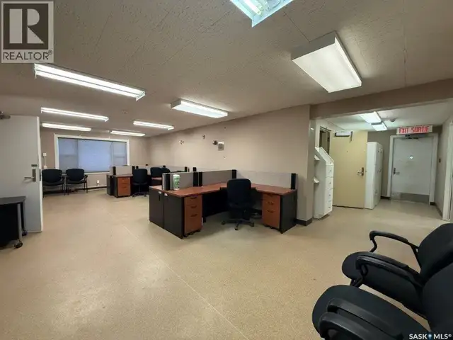 300/302 8th AVENUE W Kindersley, Saskatchewan in Commercial & Office Space for Sale in Saskatoon - Image 15
