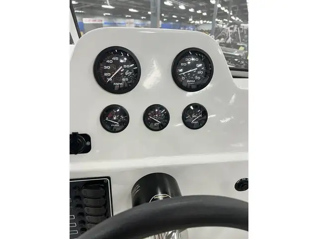 2023 Pro Sports 2000DC w/ 200XS XL Mercury & Galv Trailer in Powerboats & Motorboats in New Glasgow - Image 14