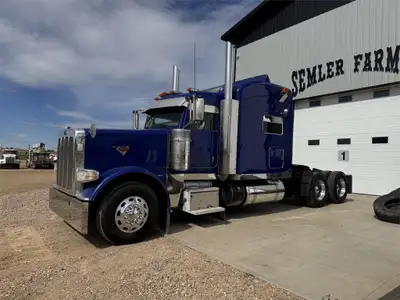 2014 Peterbilt 388 70in. Ultracab!!! Work Orders! Top end motor done including head and turbo. Engin...