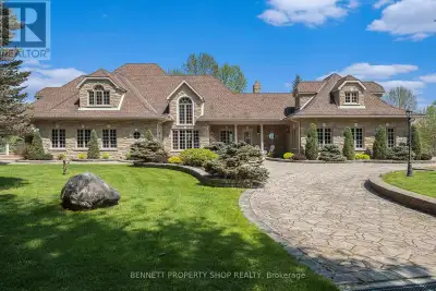 A Waterfront Jewel on the Ottawa River - Discover Stonehaven Estate at 445 Balmer Bay, Deep River, O...