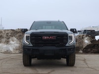 6.2L V8 engine for powerful performance | 4x4 drive for all-terrain capability | Luxurious leather i... (image 5)