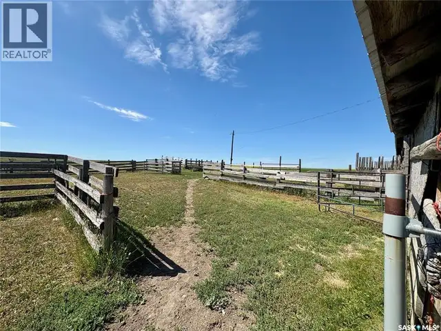 Olson Acreage Excelsior Rm No. 166, Saskatchewan in Houses for Sale in Swift Current - Image 26