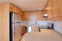 Semi-renovated Akelius three bedroom apartment for rent. Located near Atwater in the Little Burgundy... (image 8)