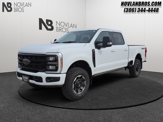 2023 Ford F-350 Super Duty Lariat - Navigation
