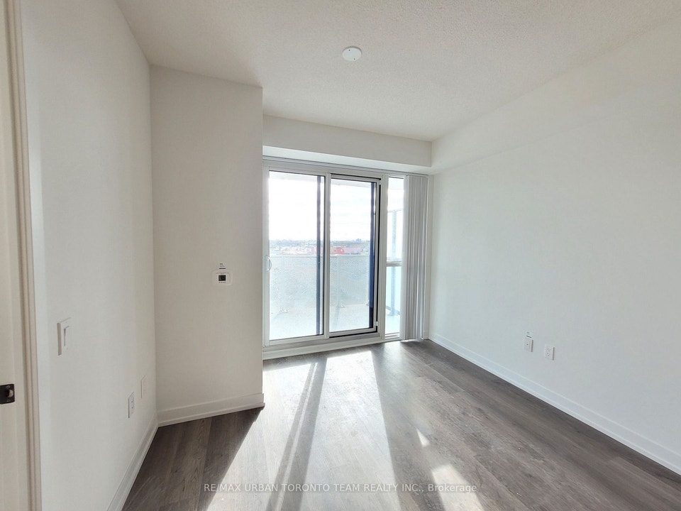 1BR & 2BR Brand New Condo units at Highway 7 & Jane St !! 4