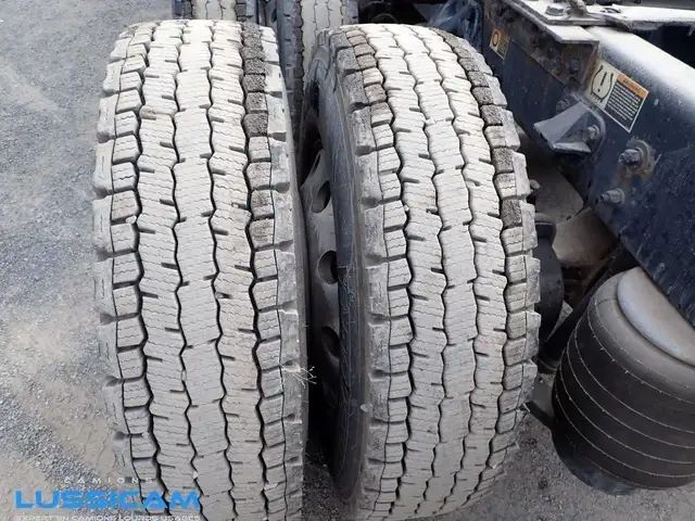 2020 Kenworth T680 in Heavy Equipment in Longueuil / South Shore - Image 49