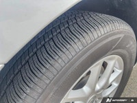 Only 25 Miles! This Chrysler Grand Caravan has a trusty Regular Unleaded V-6 3.6 L/220 engine poweri... (image 9)