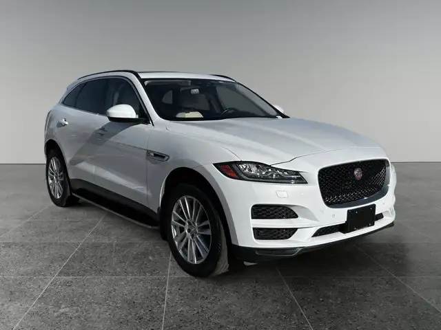 2017 Jaguar F-PACE 35t Prestige / AWD in Cars & Trucks in Calgary - Image 10