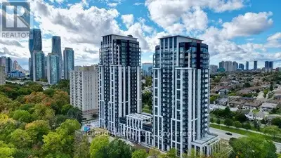 One Year old, 2 bed & 2 bath Corner Unit, 695 Sq. Ft. with Underground Parking and Locker. Upgraded...