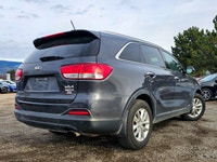 Introducing the stylish 2017 Kia Sorento LX in an elegant Black finish, paired with a capable AWD dr... (image 1)