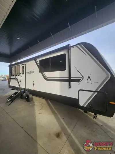 Specifications and Features: Exterior Dimensions: Length: 31' 8 Width: 8' Height: 11' 2 Interior Hei...