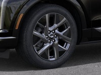 Dual Motor AWD | Super Cruise | Fixed Glass Roof w/ Power Shade | AKG Studio 19-Speaker Audio System... (image 8)