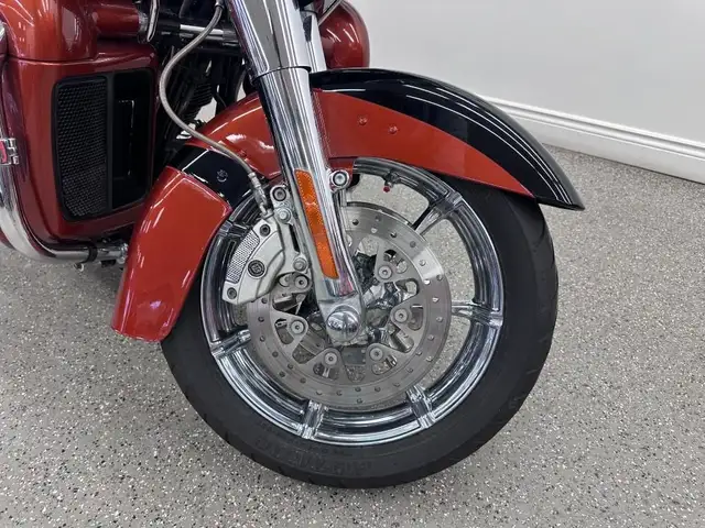 2015 Harley Davidson CVO Road Glide Ultra Touring - V6872 - -No  in Sport Touring in Markham / York Region - Image 12