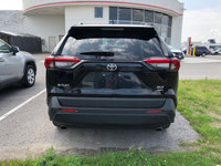 Engine: 2.5L L/100Km City: 8.8 L/100Km Hwy: 7.1 Safety Equipment Electronic Stability Control (ESC)... (image 4)
