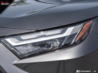 Welcome to 11 Motors. JUST IN! PRICED TO SELL -- CLEAN CARFAX NO ACCIDENTS XLE AWD | 2.5L 4-CYLINDER... (image 9)