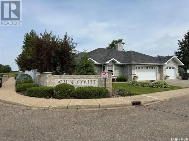 1 2502 Killdeer DRIVE North Battleford, Saskatchewan62864390496257121