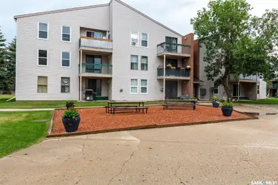 Small walk up building, no elevator Rent includes water and heat. Power is tenants responsibility 2b...