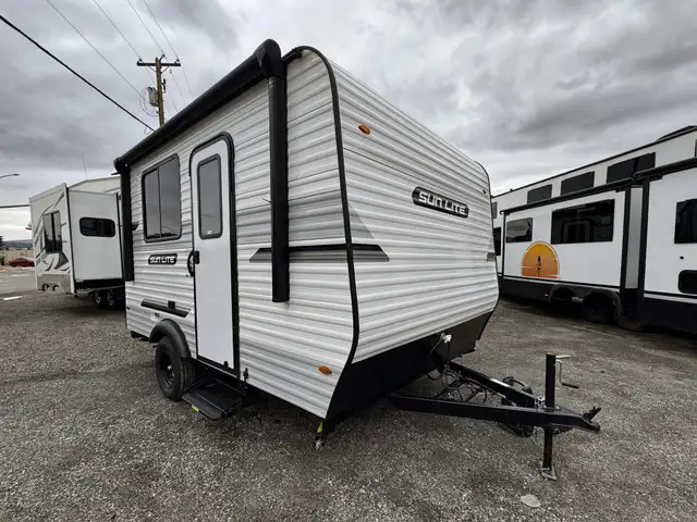 2027 ,Sun Lite,Sunset Park RV 15MB in Travel Trailers & Campers in Kamloops - Image 2