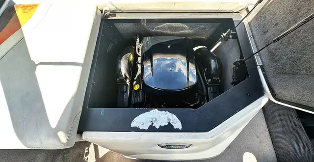 2006 MALIBU WAKESETTER 21LX in Powerboats & Motorboats in Ottawa - Image 13