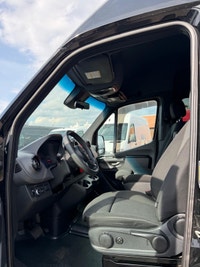 2019 Mercedes-Benz Sprinter 12 Passenger Van 3.0 V6 turbo diesel Price: $49,985 CAD Mileage: 183,591... (image 3)