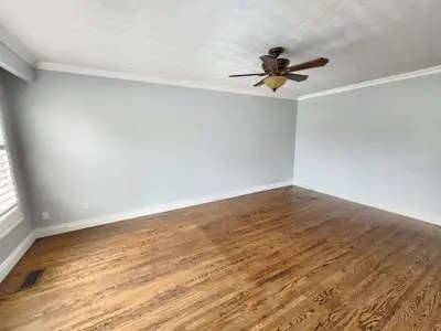 CHEF'S KITCHEN in this 3 Bdrm Main Fl!