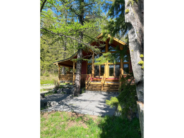 6016 CUNLIFFE ROAD Fernie, British Columbia in Houses for Sale in Cranbrook - Image 2