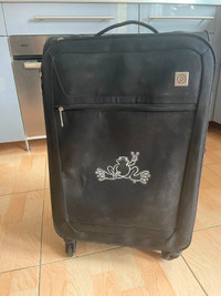Black Fabric Medium Suitcase Rolling Luggage