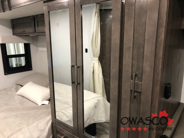 2026 Entegra Coach Qwest SE 24L in RVs & Motorhomes in Oshawa / Durham Region - Image 13