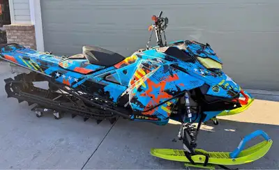 APPLY NOW: https://www.ridecollective.ca/get-pre-approved 2020 SKIDOO 850 SUMMIT EDGE 165 850cc engi...