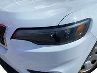 This Jeep Cherokee has a strong Regular Unleaded V-6 3.2 L/198 engine powering this Automatic transm... (image 8)