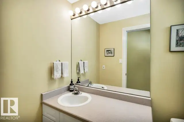 260 Windermere DR NW Edmonton, Alberta in Houses for Sale in Edmonton - Image 24