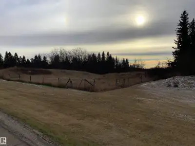 3.01 acres land, open and treed areas .In subdivision, hilltop building site with great view and pot...