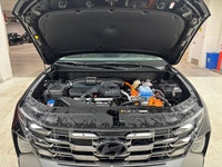 Looking for amazing fuel economy, tons of features and a lot of factory warranty? Here is the perfec... (image 8)