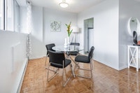 Overlooking the Rideau River in Ottawa South, Kingsview Apartments offers bright and spacious suites... (image 4)