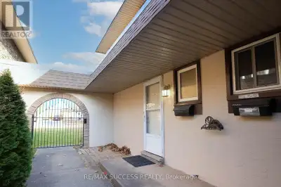 4 - 4230 MEADOWVALE DRIVE Niagara Falls (Morrison), Ontario