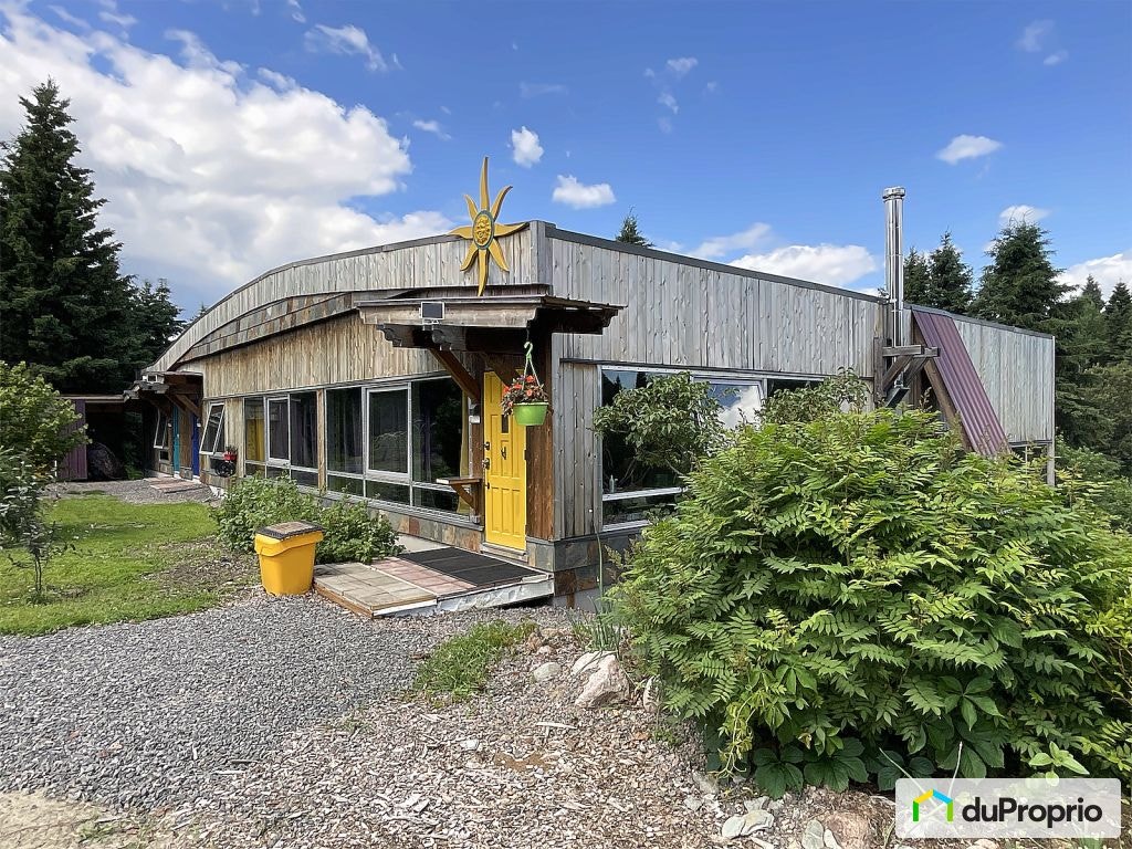 $999,999 - Country home for sale in St-Felicien — photo 2