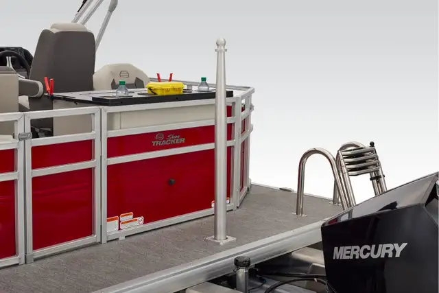 2026 Sun Tracker Fishin' Barge 22 XP3 TRITOON-pontoon boat in Powerboats & Motorboats in Vernon - Image 39