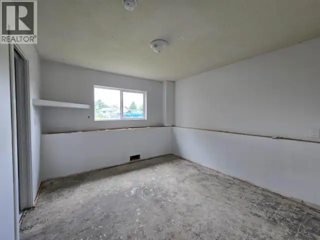 1653 GYRFALCON AVENUE Kitimat, British Columbia in Houses for Sale in Kitimat - Image 8