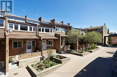 This stunning 3+2 Bedroom Condo Townhouse in Scarborough Village is a Must-See! Boasting over 1900 S...