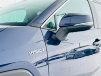 Low Mileage, Sunroof, Heated Steering Wheel, Power Liftgate, Heated Seats, Aluminum Wheels! "Stratfo... (image 6)