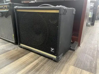 Yorkville Bloc 100K Keyboard Amplifier, View more