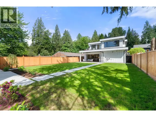1511 BURRILL AVENUE North Vancouver, British Columbia in Houses for Sale in North Shore - Image 36
