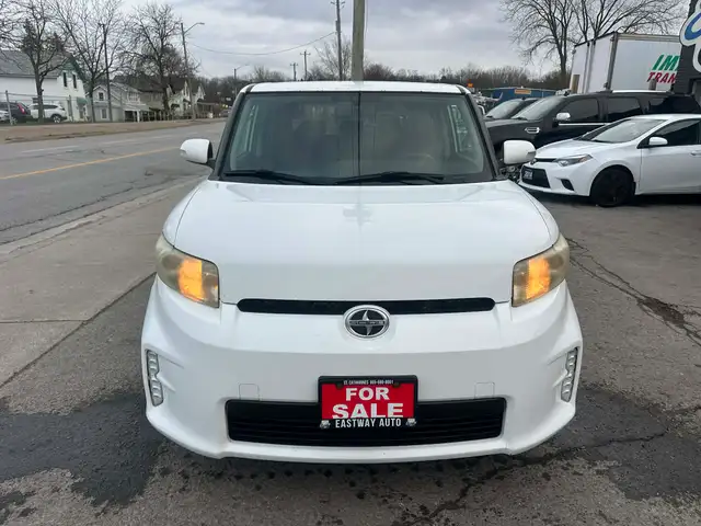 2013 Scion xB XB in Cars & Trucks in St. Catharines - Image 11