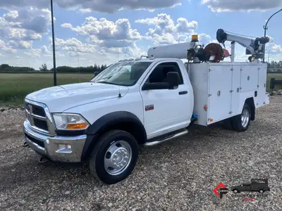 Countryside Fleet 2011 Dodge Ram 5500HD Regular Cab 4x4 Service Truck + 6.7L Cummins Diesel + 4x4 W/...